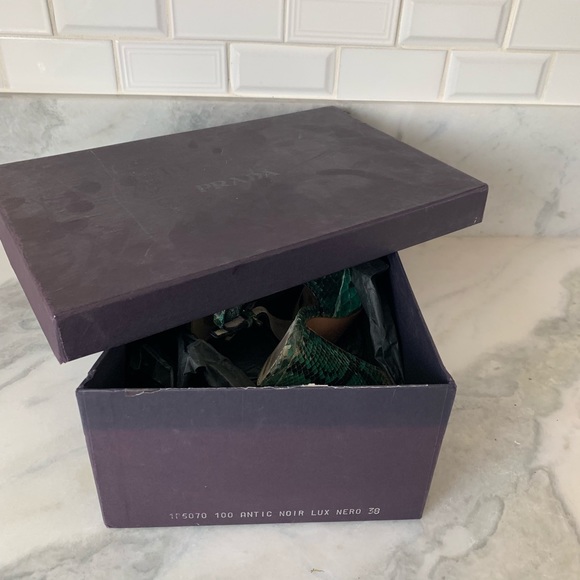 Prada green python slingback pump 38.5 - Picture 8 of 8